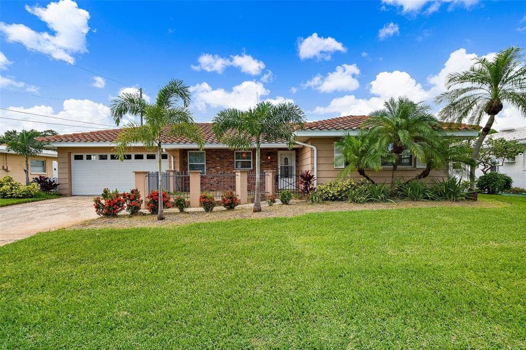 11097 55TH AVENUE N SEMINOLE, FL 33772