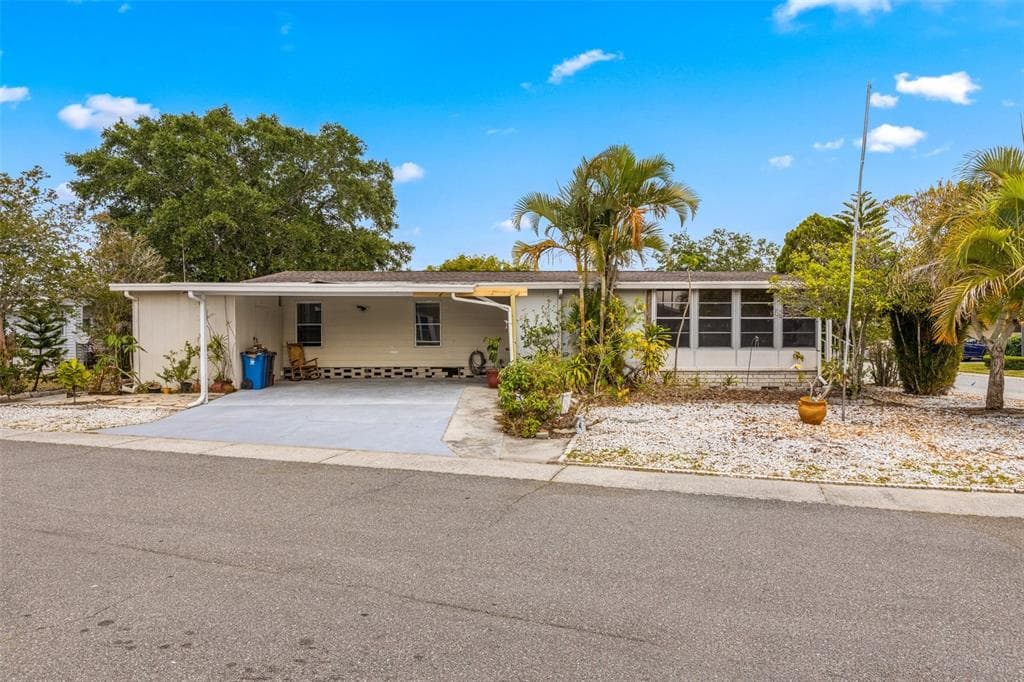 193 BLUE MARLIN DRIVE OLDSMAR, FL 34677