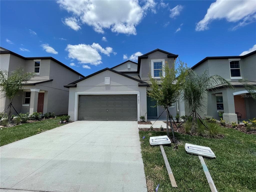 31673 BARREL WAVE WAY WESLEY CHAPEL, FL 33545