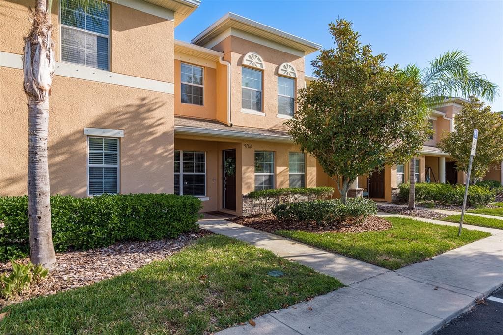 9762 TRUMPET VINE LOOP TRINITY, FL 34655