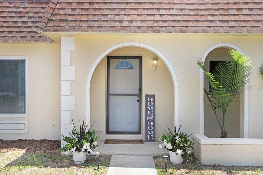 9989 85TH STREET SEMINOLE, FL 33777