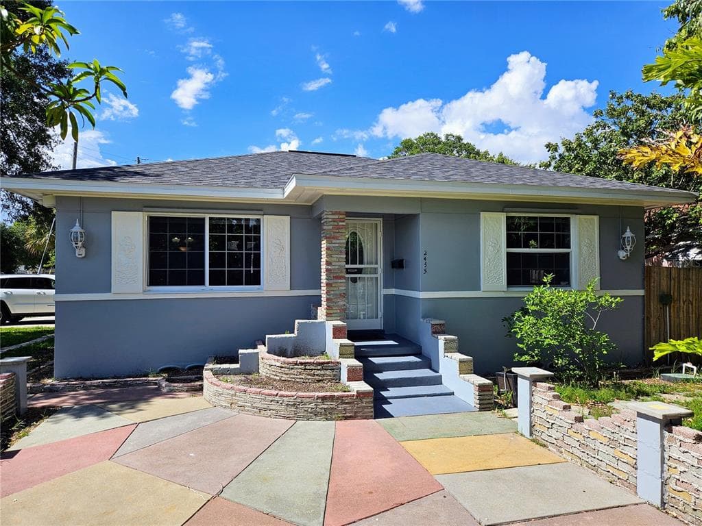 2455 8TH AVENUE N UNIT 1 ST PETERSBURG, FL 33713