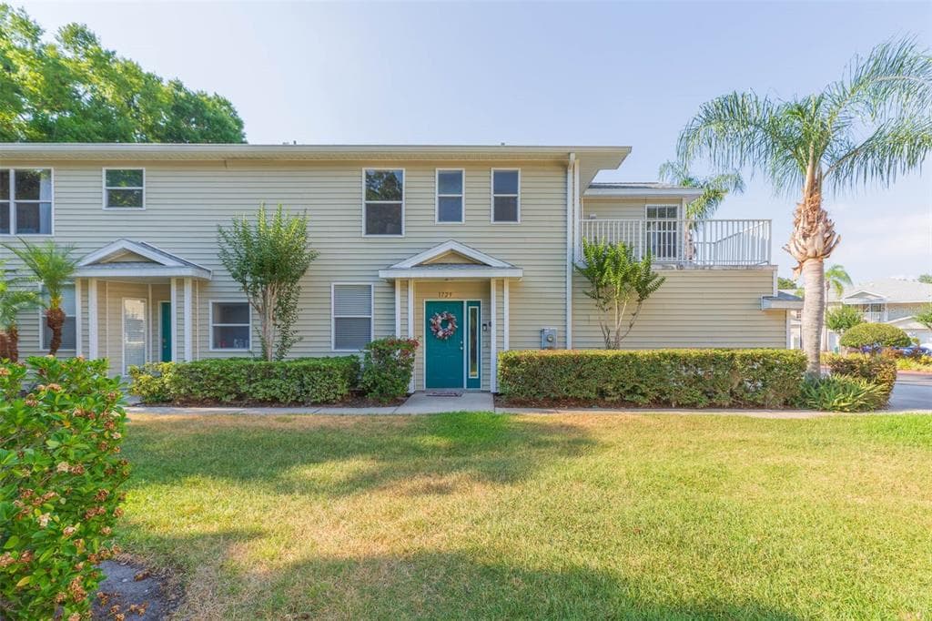 1729 HAMMOCKS AVENUE LUTZ, FL 33549