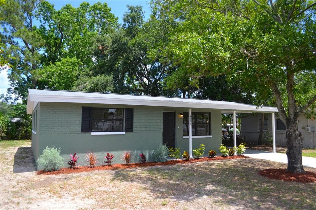 2316 E 111TH AVENUE TAMPA, FL 33612