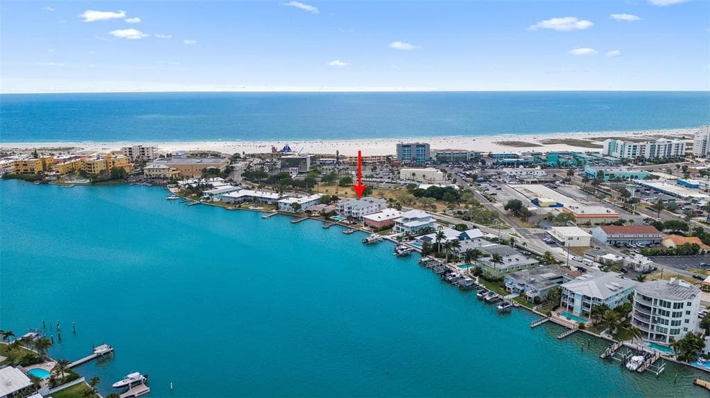 145 104TH AVENUE UNIT 1 TREASURE ISLAND, FL 33706