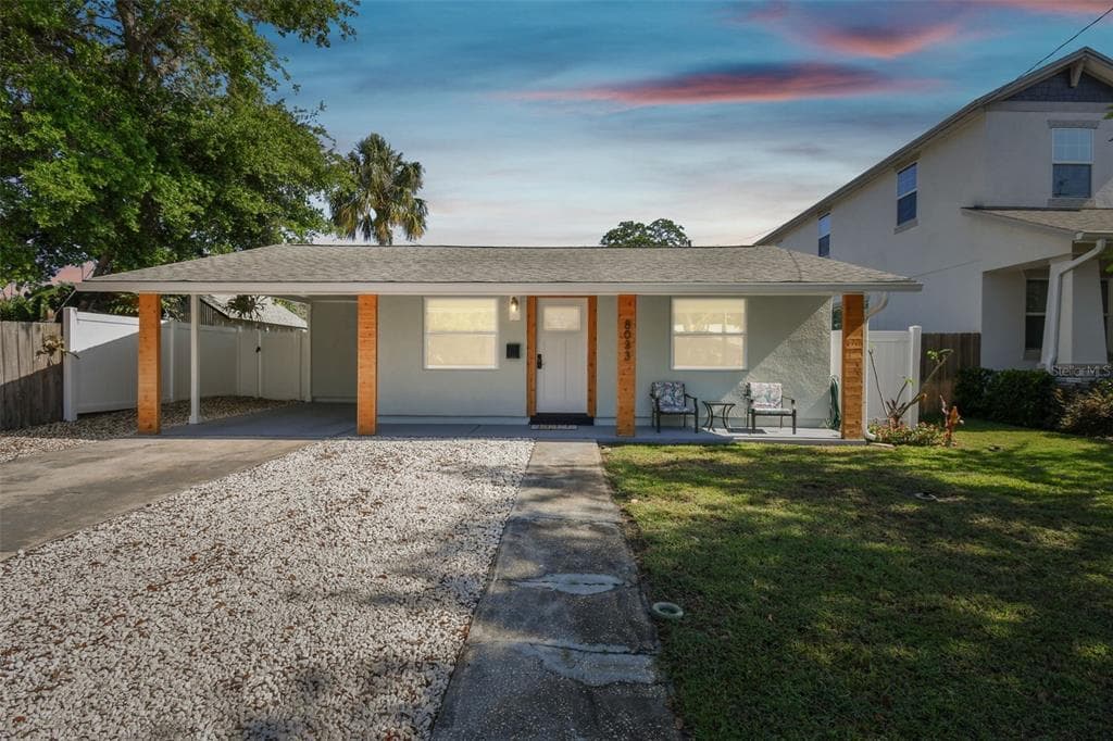 8033 27TH AVENUE N ST PETERSBURG, FL 33710