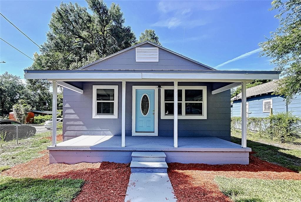 3211 E CHELSEA STREET TAMPA, FL 33610