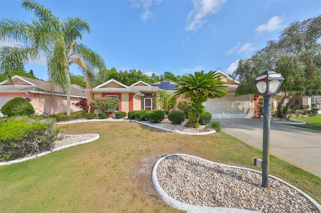 2212 W DEL WEBB BOULEVARD SUN CITY CENTER, FL 33573