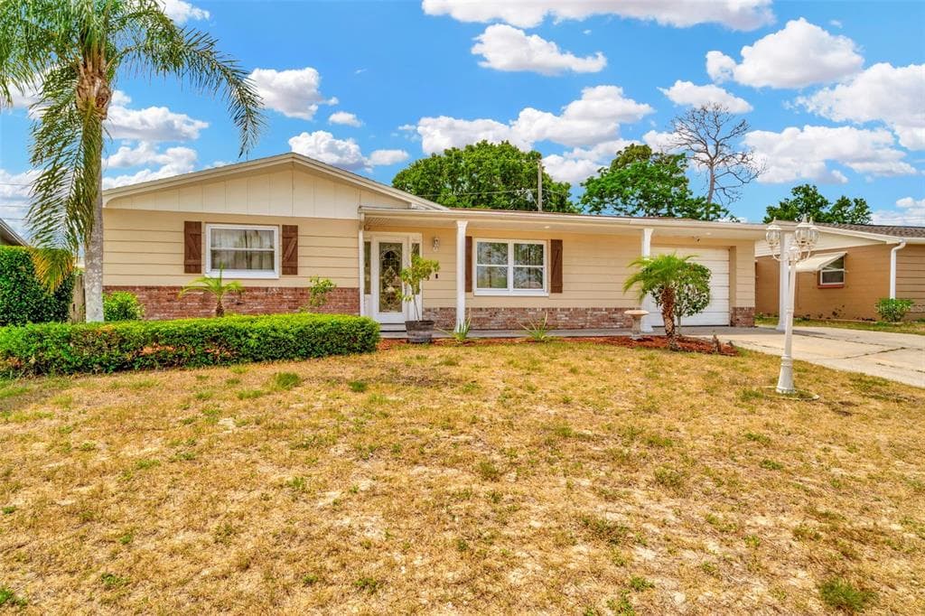 4116 RIDGEFIELD AVENUE HOLIDAY, FL 34691