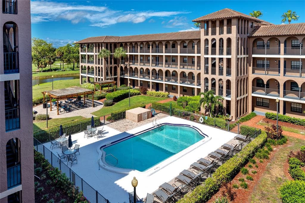 6100 GULFPORT BOULEVARD S UNIT 403 GULFPORT, FL 33707