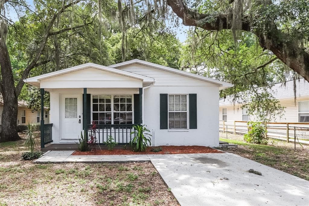 4927 5TH STREET ZEPHYRHILLS, FL 33542