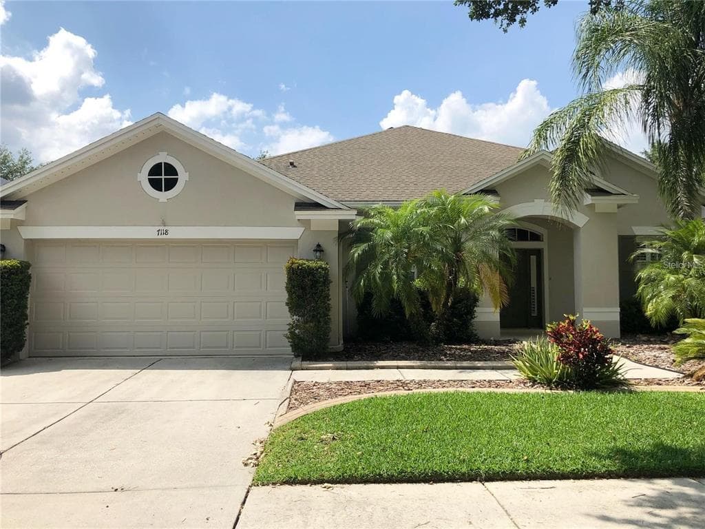 7118 DERWENT GLEN CIR LAND O LAKES, FL 34637