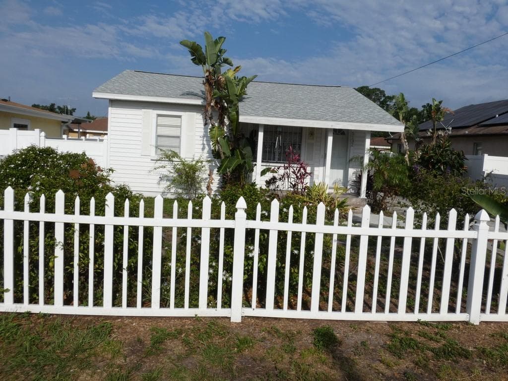 5132 N MATANZAS AVENUE TAMPA, FL 33614