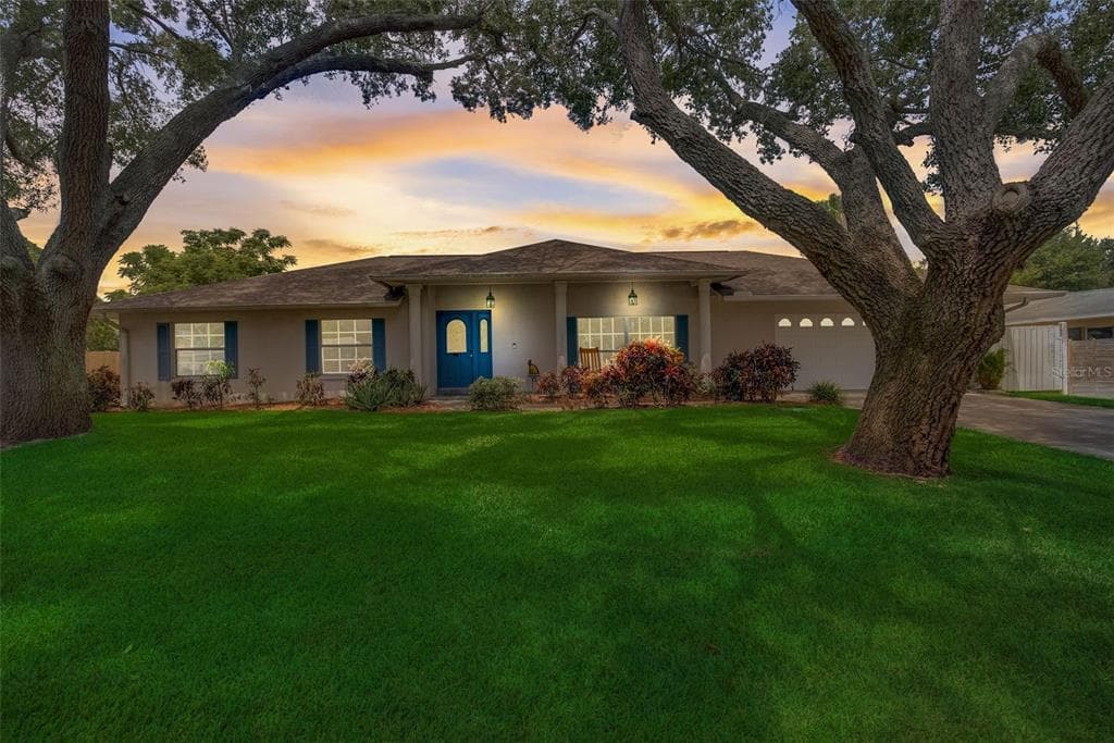 1314 WHITACRE DRIVE CLEARWATER, FL 33764