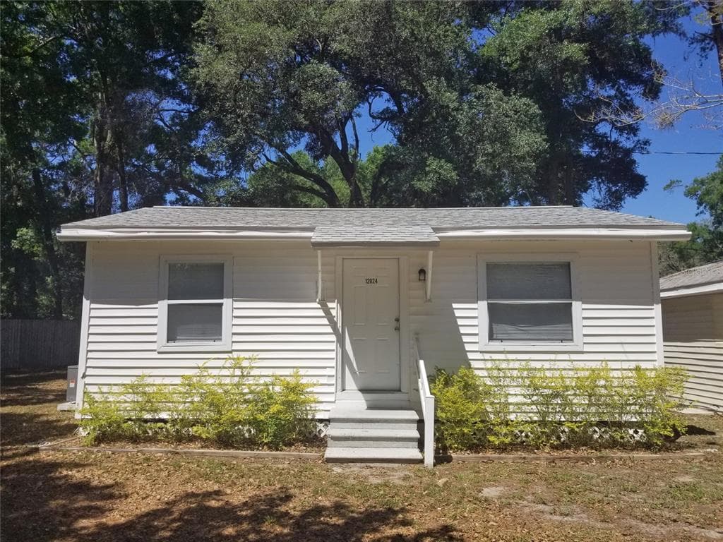12024 SHELDRAKE DRIVE SEFFNER, FL 33584