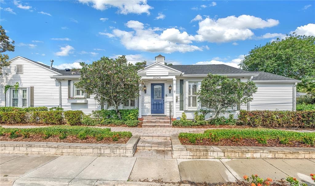 2924 1ST STREET N ST PETERSBURG, FL 33704