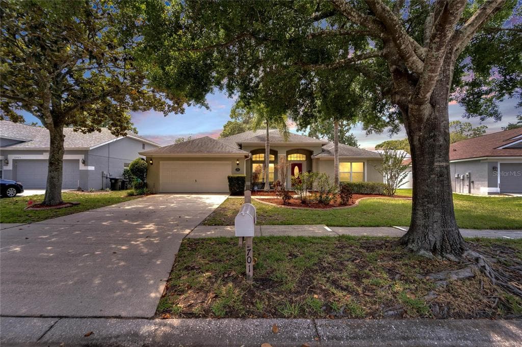 3701 TREELINE DRIVE