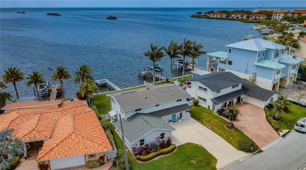 306 W DRIFTWOOD DRIVE PALM HARBOR, FL 34683