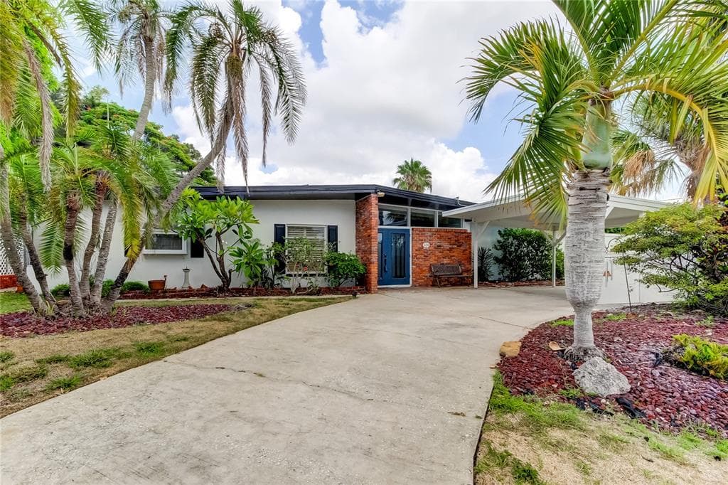 434 41ST AVENUE ST PETE BEACH, FL 33706
