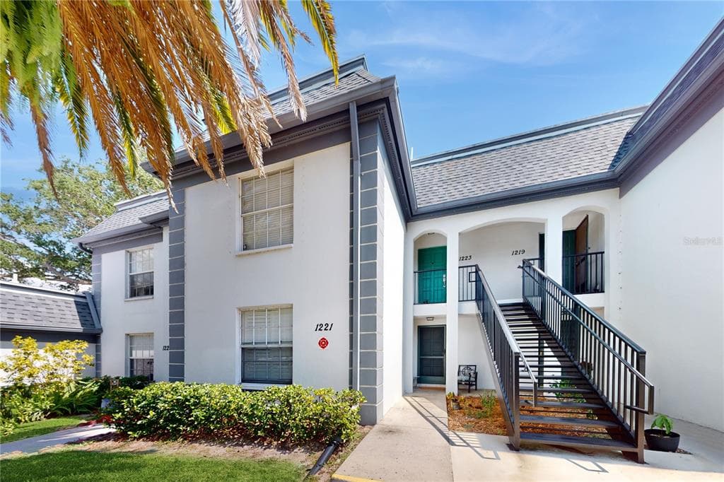 1221 N MCMULLEN BOOTH ROAD UNIT 1221 CLEARWATER, FL 33759