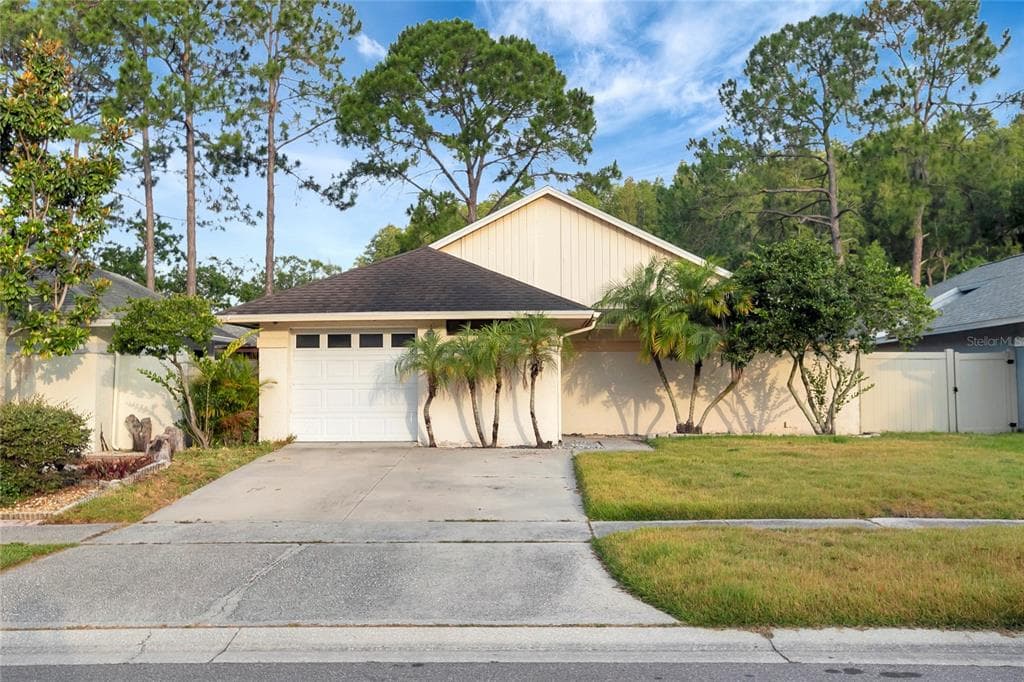 11926 HICKORYNUT DRIVE TAMPA, FL 33625