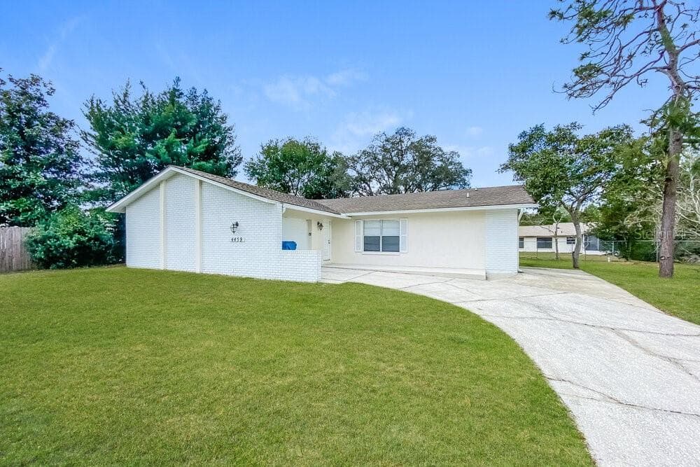 4459 SPRINGWOOD ROAD SPRING HILL, FL 34609