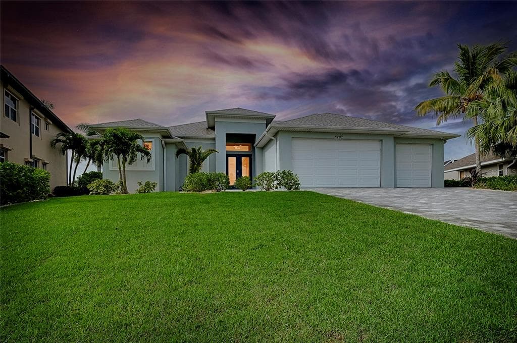 8202 TRACY CIRCLE PORT CHARLOTTE, FL 33981