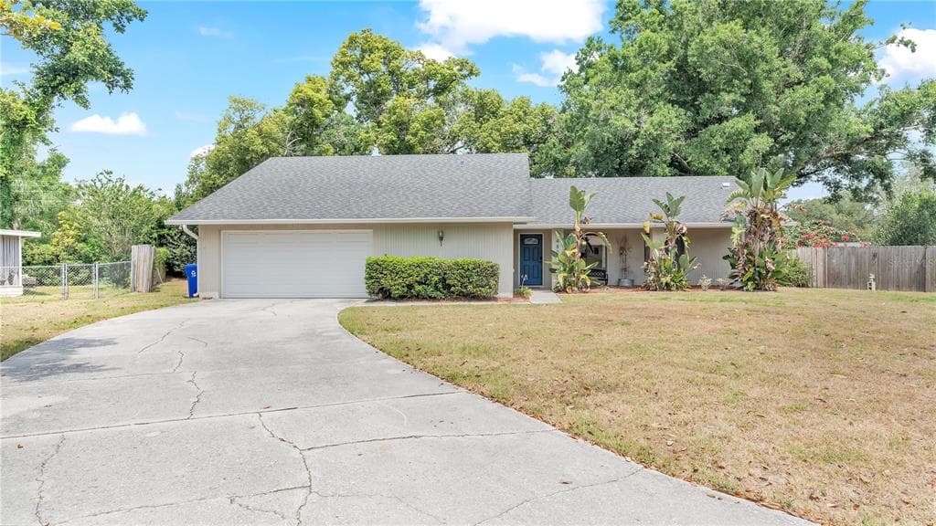 4804 FOXRUN LANE