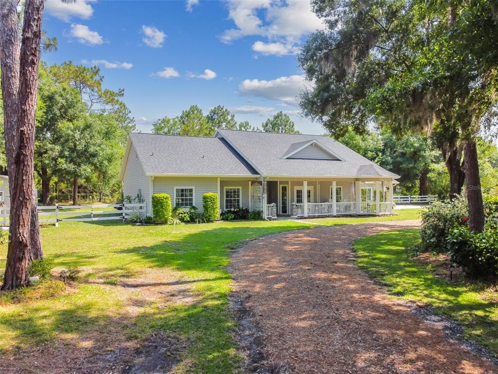 31442 CROSS CREEK LANE WESLEY CHAPEL, FL 33543
