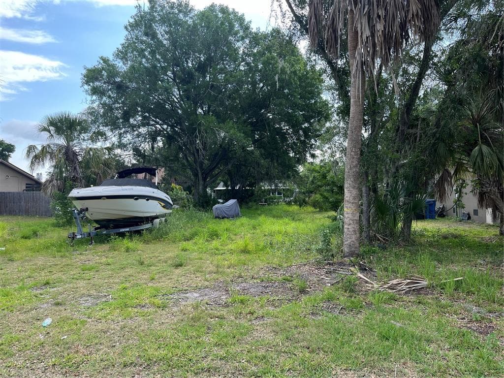 606 13TH STREET SW RUSKIN, FL 33570