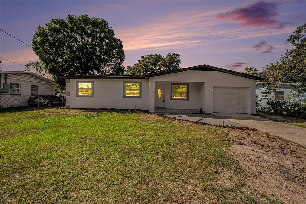 1912 MERIDEL AVENUE TAMPA, FL 33612