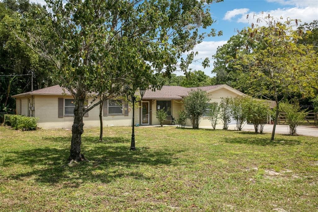 1001 CEDAR LAKE DRIVE TAMPA, FL 33612