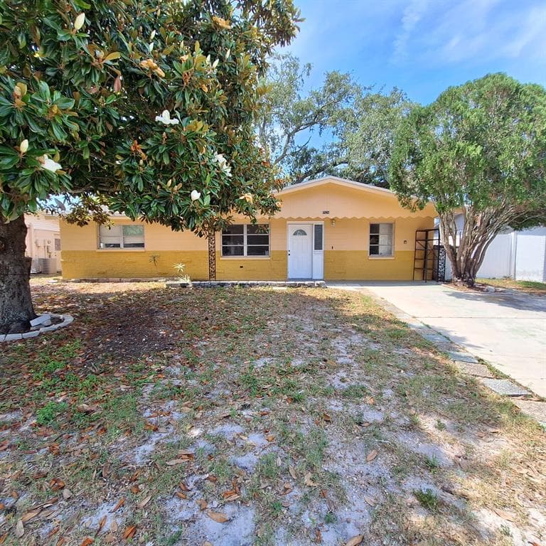 7526 COVENTRY DRIVE PORT RICHEY, FL 34668