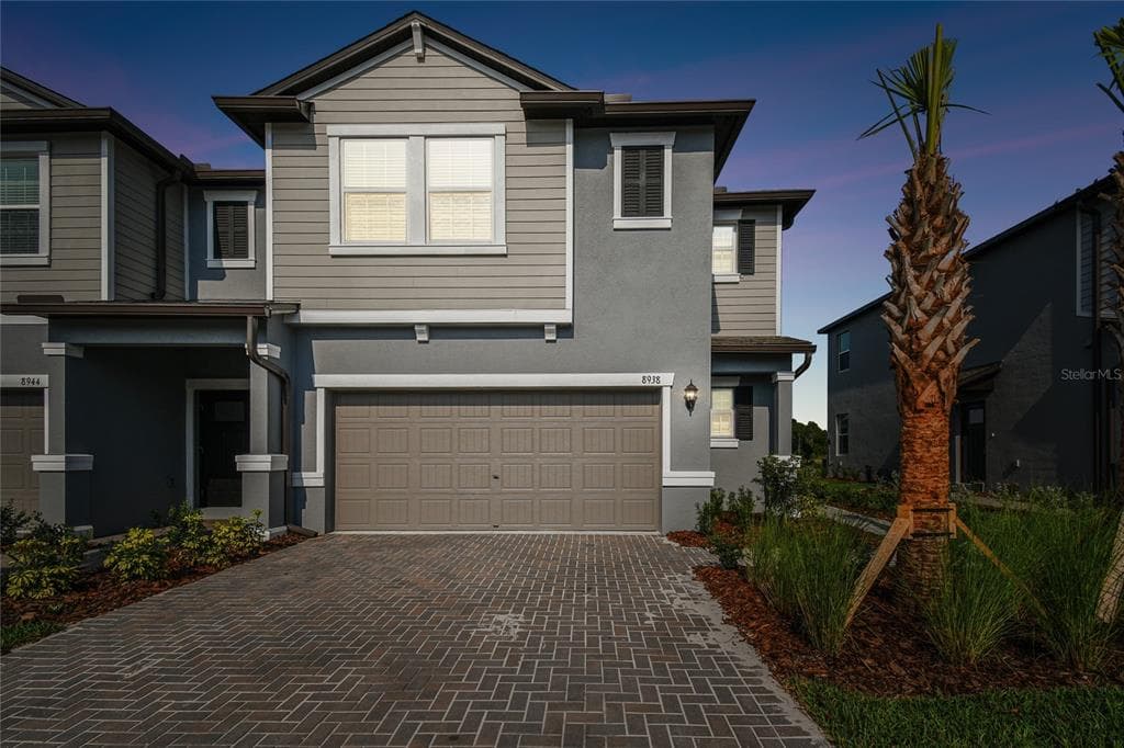 8938 GALLANTREE PLACE LAND O LAKES, FL 34637