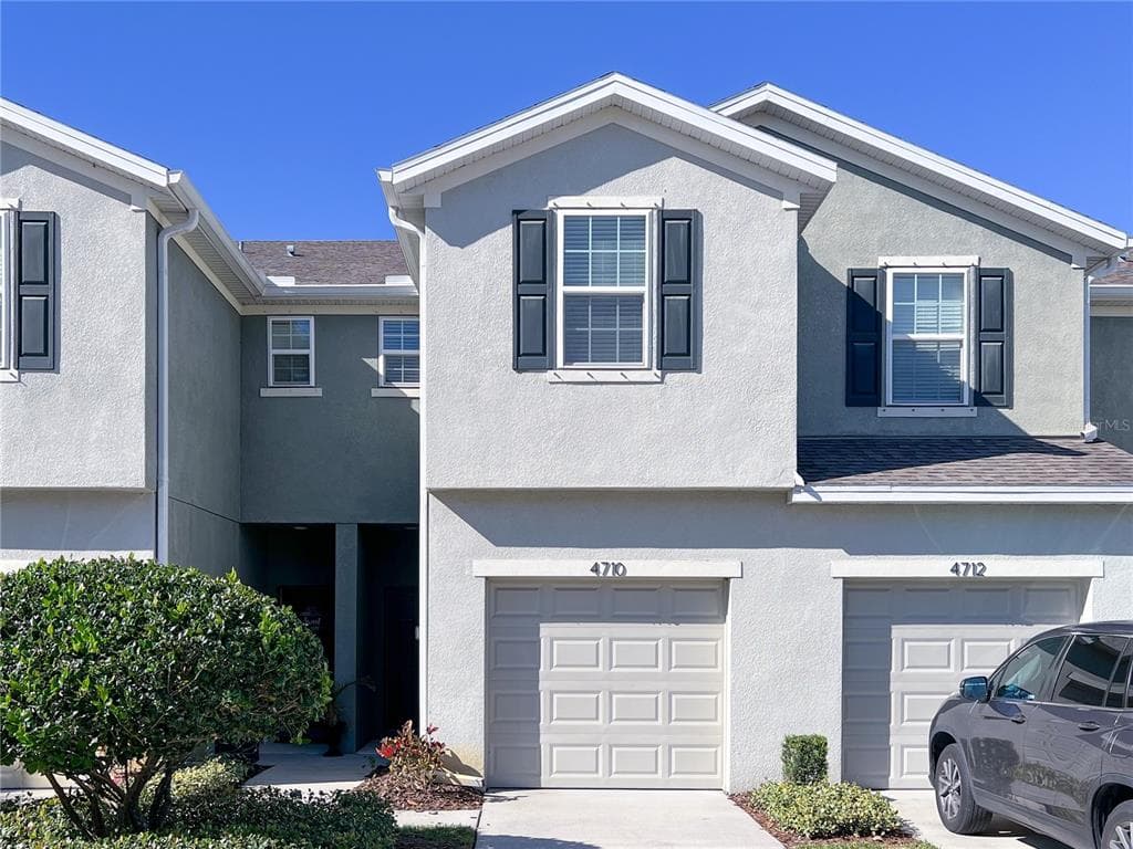 4710 WHITE SANDERLING COURT TAMPA, FL 33619