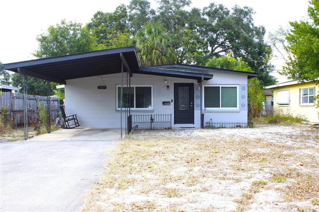 7221 34TH AVENUE N ST PETERSBURG, FL 33710