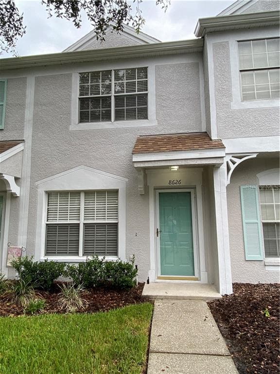 8626 HUNTERS KEY CIRCLE TAMPA, FL 33647