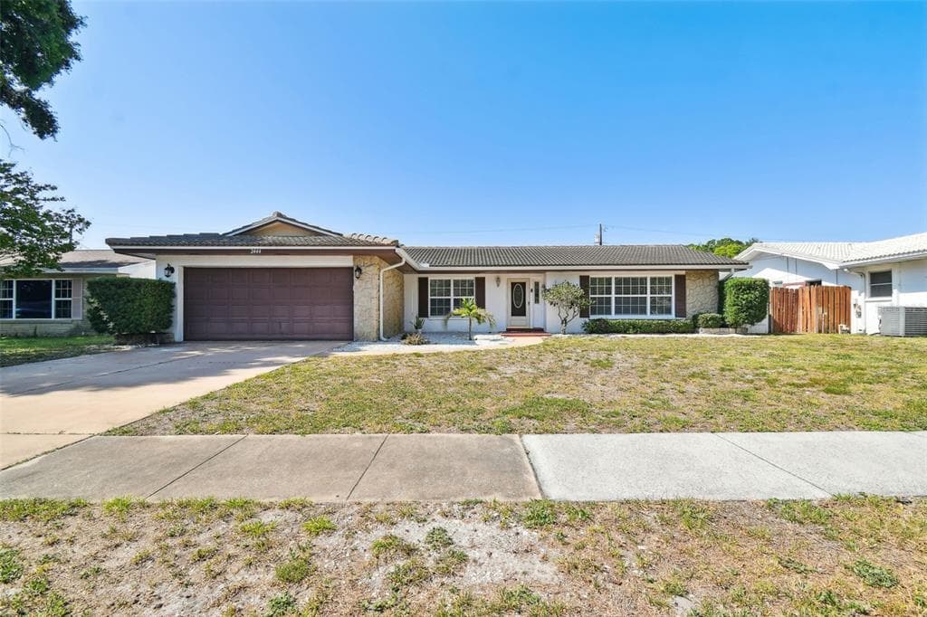 2444 SUMMERLIN DRIVE CLEARWATER, FL 33764