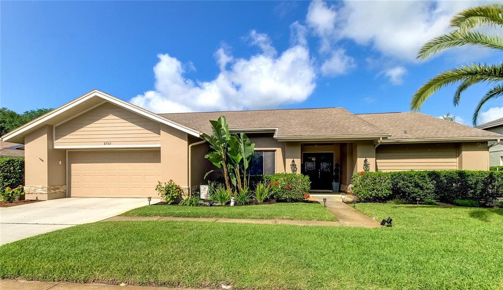 8722 BRAXTON DRIVE