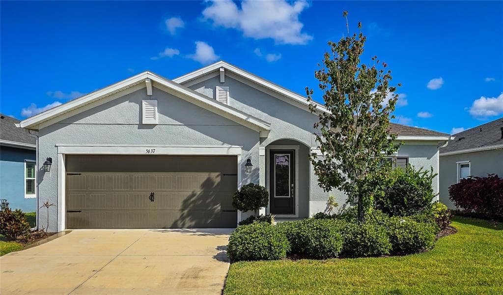 5637 SILVER SUN DRIVE APOLLO BEACH, FL 33572