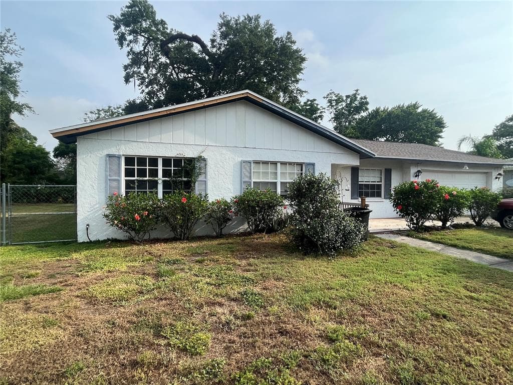 2912 FOREST CIRCLE SEFFNER, FL 33584