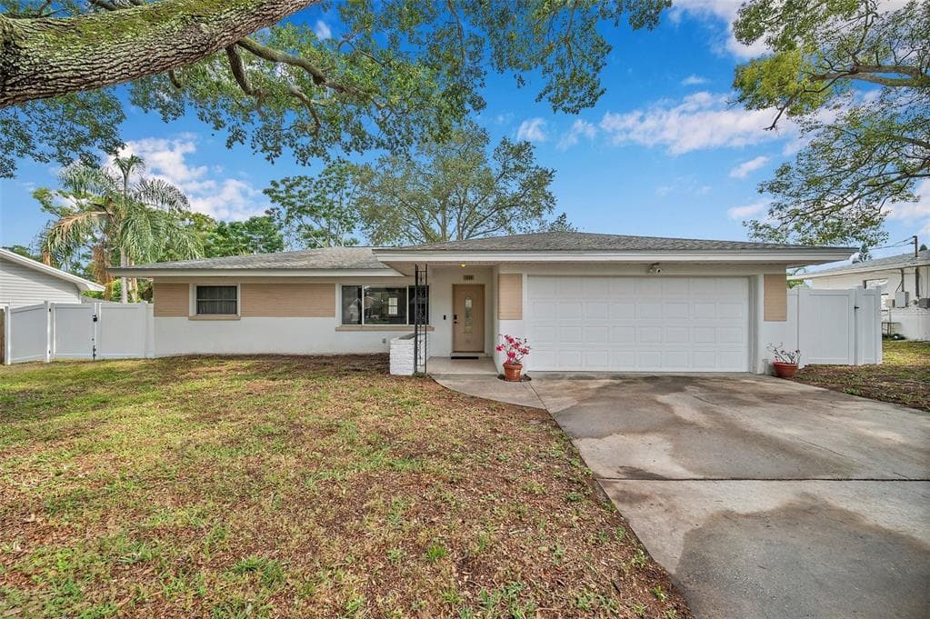 1535 TANGERINE STREET CLEARWATER, FL 33756