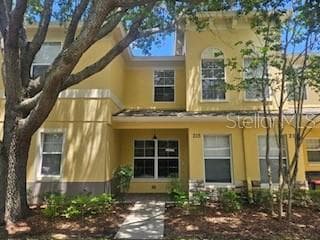 215 DRAGONS FIRE PLACE VALRICO, FL 33594