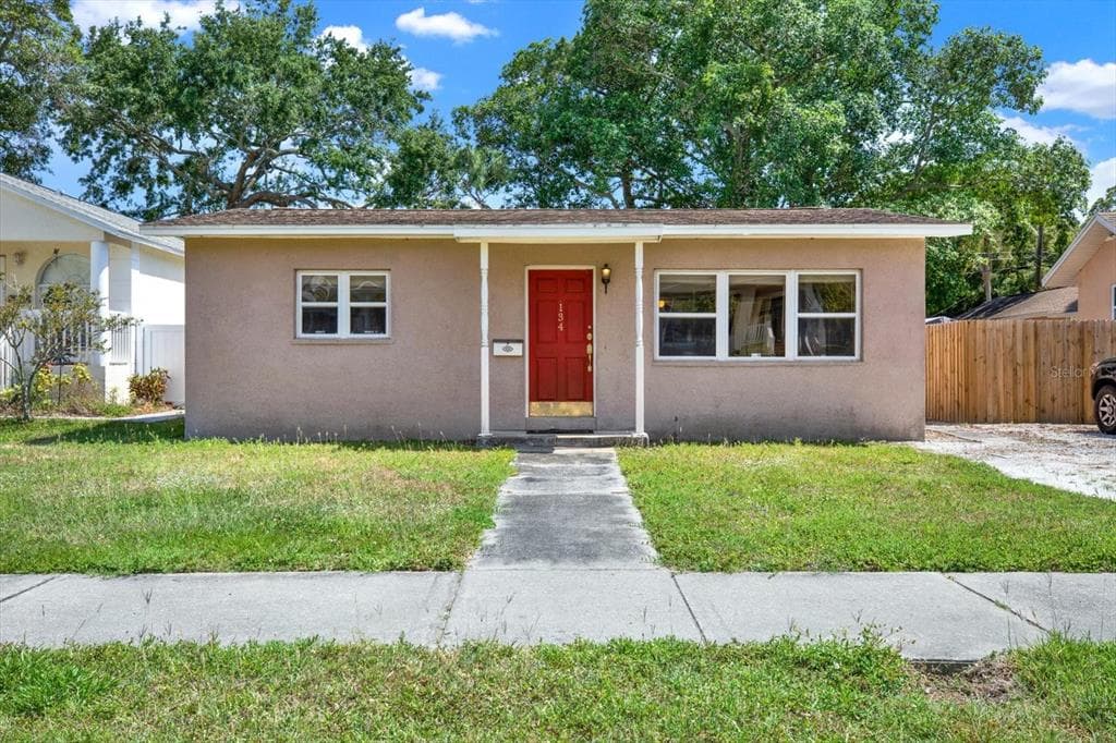134 49TH AVENUE N ST PETERSBURG, FL 33703