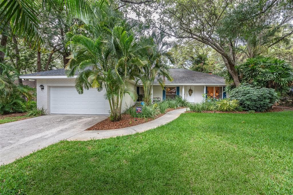205 WILD OAK DRIVE BRANDON, FL 33511