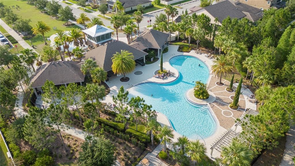 32948 PEZ LANDING LANE WESLEY CHAPEL, FL 33543