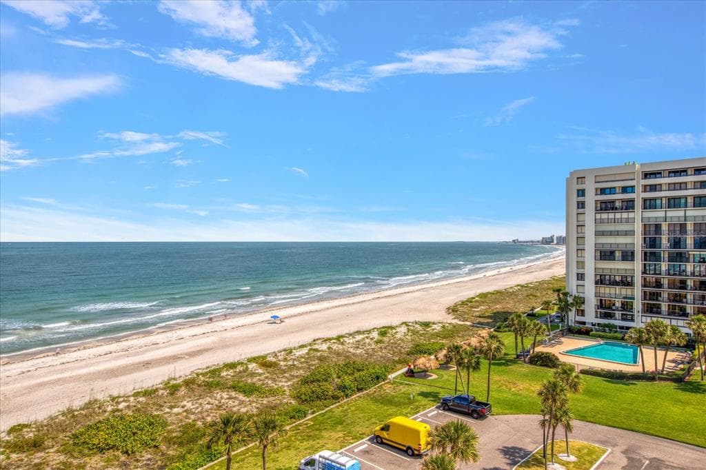 1480 GULF BOULEVARD UNIT 705 CLEARWATER BEACH, FL 33767