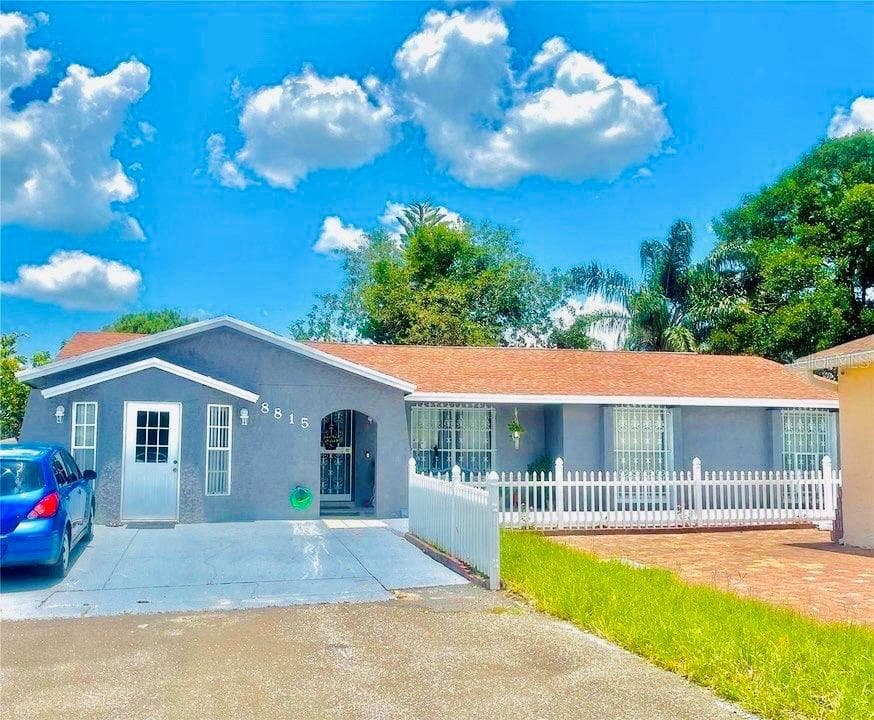 8815 ASCOT COURT TAMPA, FL 33634