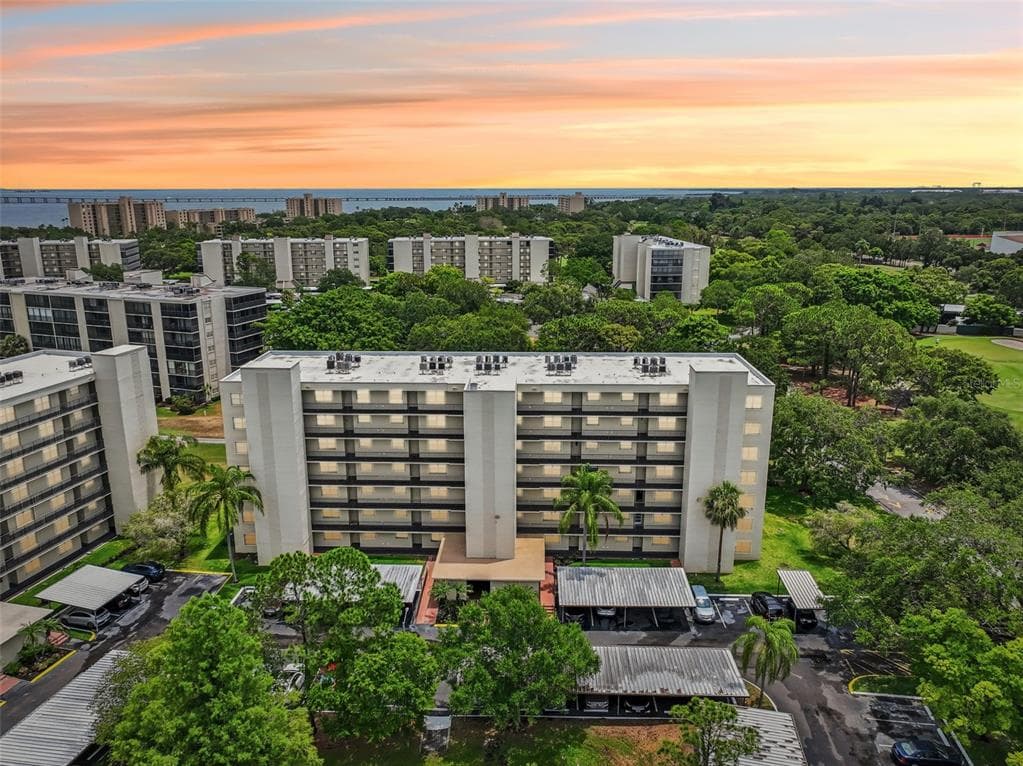 800 COVE CAY DRIVE UNIT 6A CLEARWATER, FL 33760