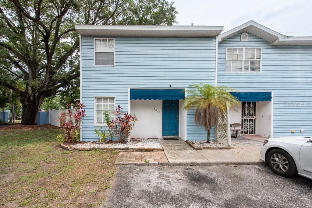 6035 TRELLIS COURT TAMPA, FL 33614